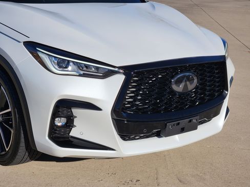 Used 2024 INFINITI QX50 Sport image 7