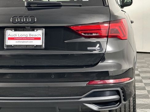 Used 2023 Audi Q3 2.0T Premium Plus w/ Premium Plus Package AWD/4WD image 16