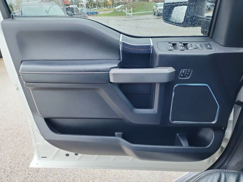 Used 2020 Ford F350 Platinum image 19