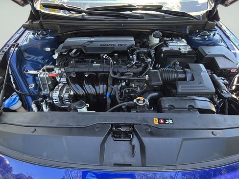 Certified 2023 Hyundai Elantra SEL w/ Convenience Package FWD image 9