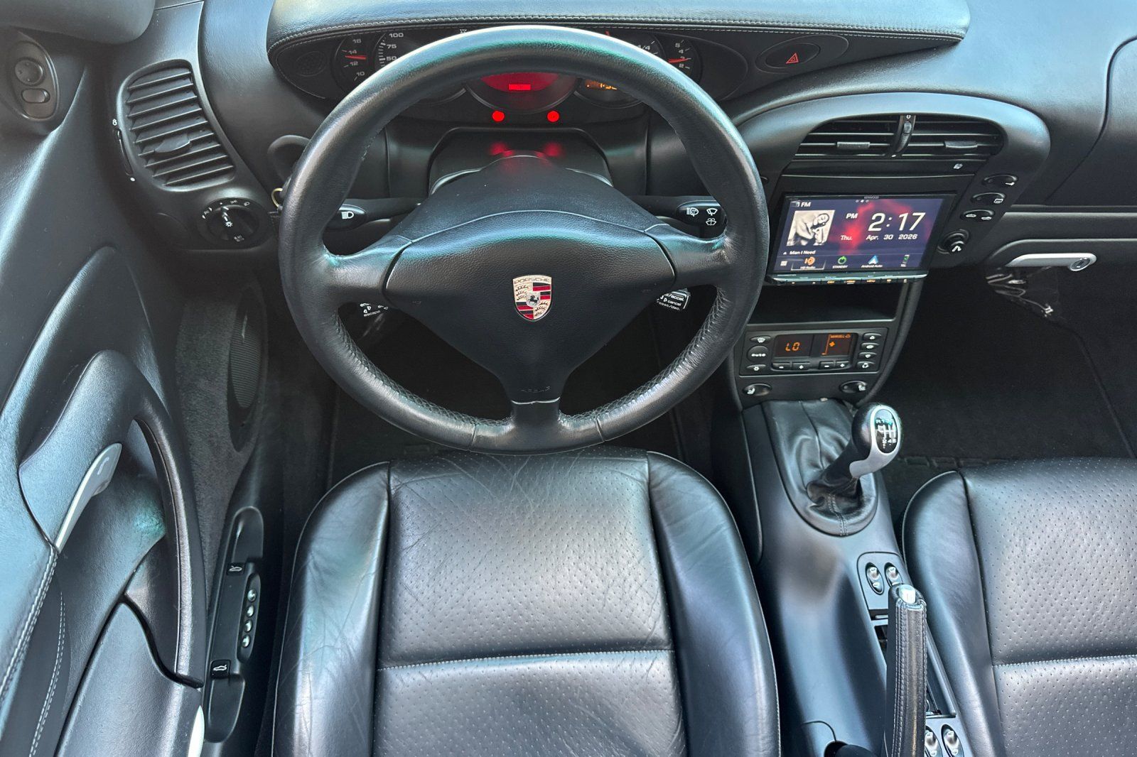 Used 2004 Porsche 911 Carrera RWD image 16