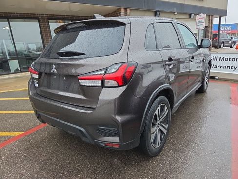 Used 2021 Mitsubishi Outlander Sport Black Edition image 4