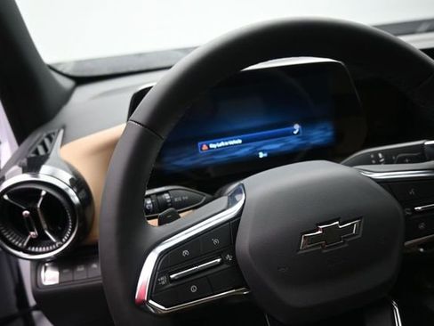 New 2026 Chevrolet Equinox ACTIV AWD/4WD image 26