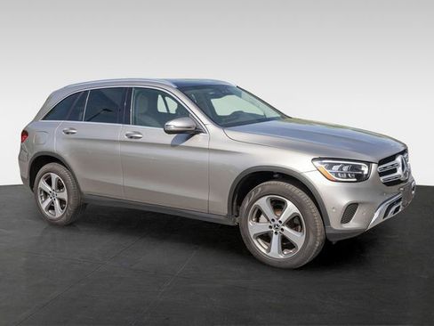 Used 2022 Mercedes-Benz GLC 300 4MATIC w/ Premium Package Lite image 12