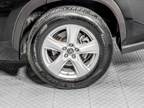 Used 2021 Toyota Highlander XSE image 37