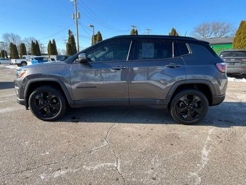 Used 2018 Jeep Compass Altitude image 2