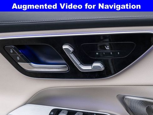 Used 2023 Mercedes-Benz GLC 300 4MATIC w/ Pinnacle Trim Package image 13