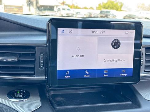 Used 2020 Ford Explorer XLT w/ Equipment Group 202A RWD image 16