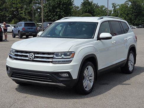 Used 2019 Volkswagen Atlas SE FWD image 2