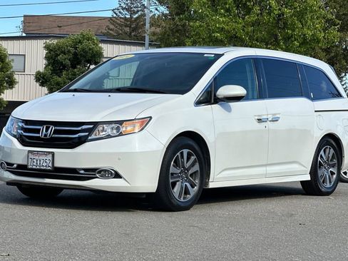 Used 2014 Honda Odyssey Touring image 8