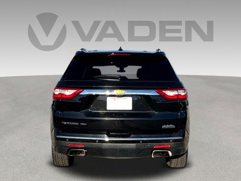 Used 2020 Chevrolet Traverse High Country image 24