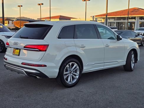 Used 2025 Audi Q7 3.0T Premium Plus image 4