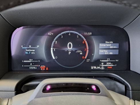 Used 2024 Lexus GX 550 image 9