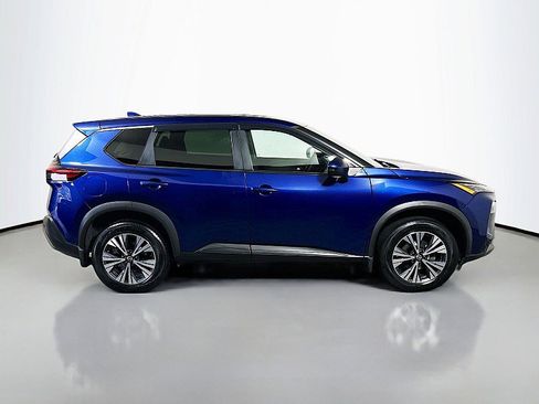 Used 2022 Nissan Rogue SV image 8