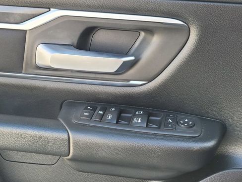 Used 2024 RAM 1500 Big Horn AWD/4WD image 30