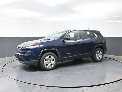 Used 2016 Jeep Cherokee Sport AWD/4WD image 8