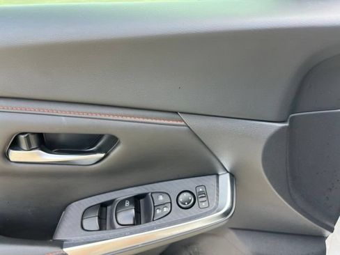 Used 2024 Nissan Sentra SR FWD image 13