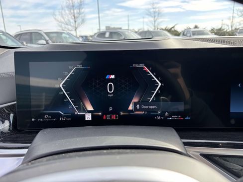 New 2026 BMW X6 xDrive40i w/ Climate Comfort Package image 15