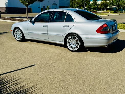 Used 2007 Mercedes-Benz E 350 Sedan image 44