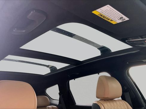 Used 2021 Hyundai Santa Fe Calligraphy AWD/4WD image 14