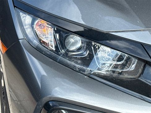 Used 2020 Honda Civic LX image 4