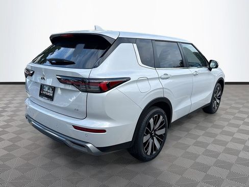 New 2026 Mitsubishi Outlander SE FWD image 7