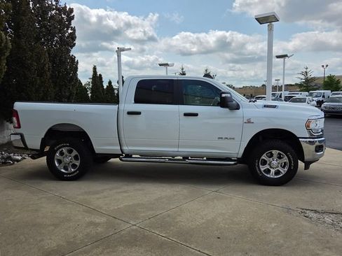 Used 2024 RAM 2500 Big Horn w/ Off Road Package AWD/4WD image 7