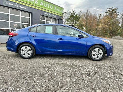 Used 2017 Kia Forte LX w/ LX Popular Package FWD image 5