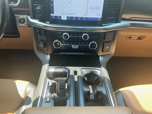 Used 2022 Ford F150 Lariat w/ Equipment Group 502A High AWD/4WD image 20