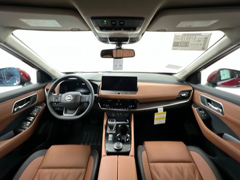 New 2026 Nissan Rogue Platinum w/ Platinum Premium Package image 9