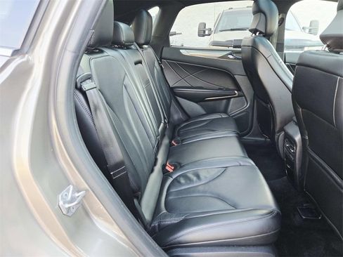 Used 2017 Lincoln MKC Reserve image 15