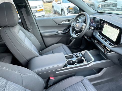 New 2026 Chevrolet Equinox LT w/ Safety and Technology Package image 31