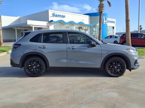 Used 2023 Honda HR-V Sport image 8
