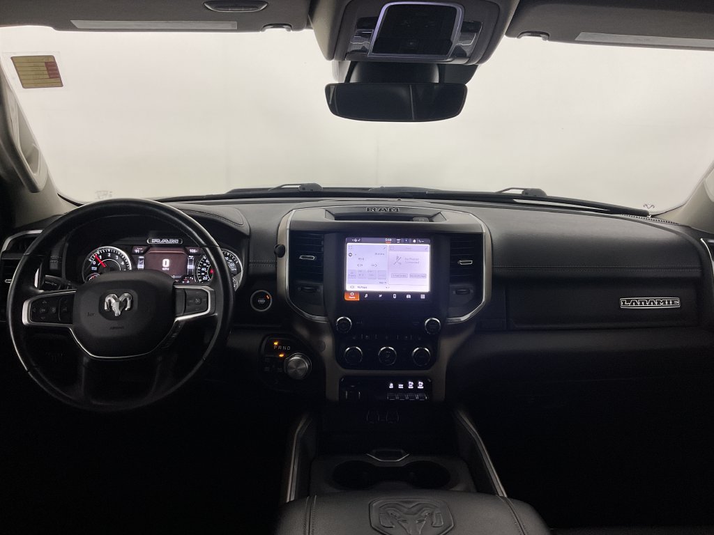 Used 2022 RAM 1500 Laramie AWD/4WD image 16