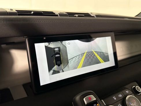 Used 2023 Land Rover Defender 110 X-Dynamic SE image 20