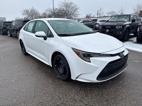 New 2026 Toyota Corolla LE image 9