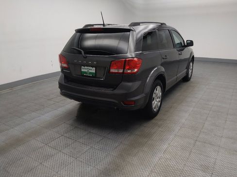 Used 2019 Dodge Journey SE w/ Connectivity Group FWD image 9