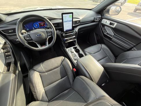 Used 2021 Ford Explorer ST w/ Equipment Group 401A AWD/4WD image 9