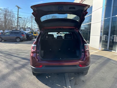 Used 2021 Jeep Compass Latitude image 38