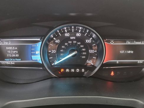 Used 2018 Ford Explorer XLT w/ Equipment Group 201A AWD/4WD image 20