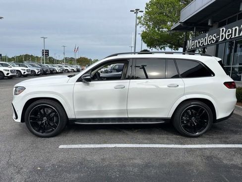 New 2026 Mercedes-Benz GLS 450 4MATIC image 3
