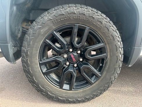 Used 2023 GMC Sierra 1500 Elevation image 38