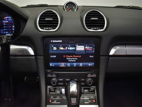 Used 2018 Porsche 718 Boxster GTS image 19