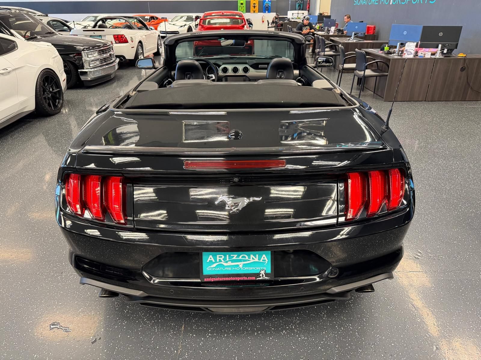Used 2021 Ford Mustang Premium RWD image 24