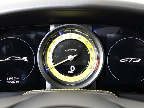 Used 2022 Porsche 911 GT3 RWD image 48