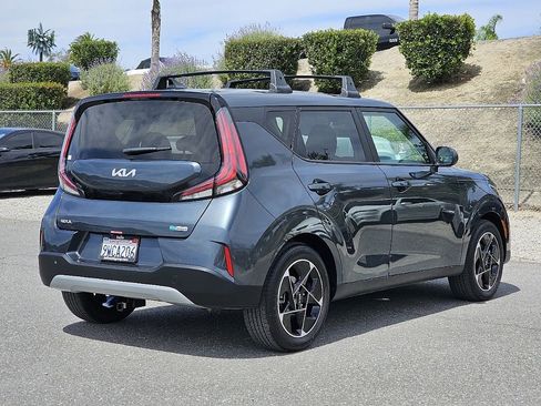Used 2025 Kia Soul EX FWD image 18