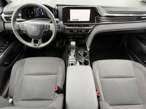 Used 2026 Toyota Camry LE FWD image 13