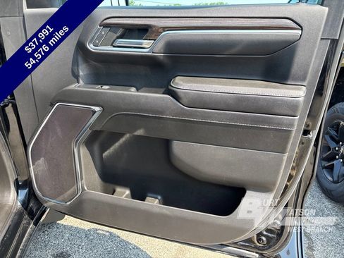 Used 2023 Chevrolet Silverado 1500 RST AWD/4WD image 15