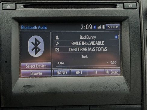 Used 2017 Toyota Camry SE image 21