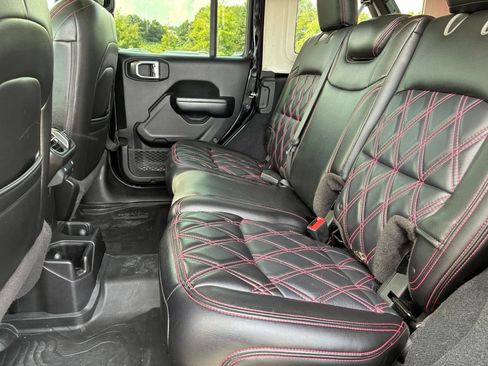 Used 2020 Jeep Wrangler Unlimited Sport AWD/4WD image 15